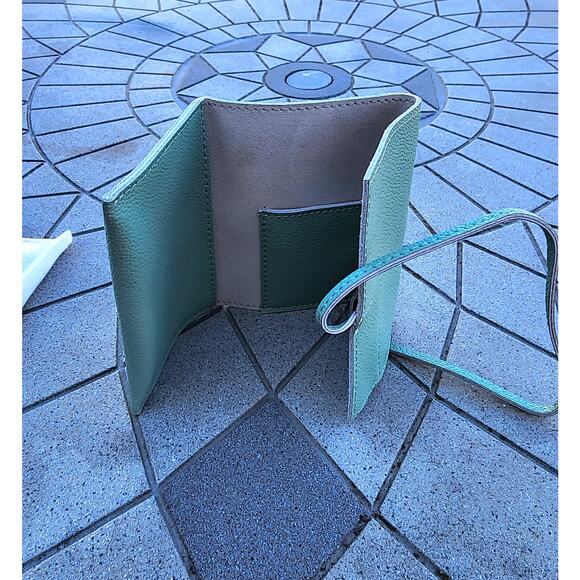 MDBM Leather Tassel USB Charging Cable Keychain Tech Roll Up Set - Picture 3 of 9